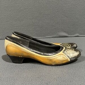Wimzees Gold Leather Embellished Pointed Toe Heels Pumps Women's Size‎ 8N